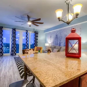 https://laketown-wharf-1436-by-zia-vr.panamacity-beachhotels.com